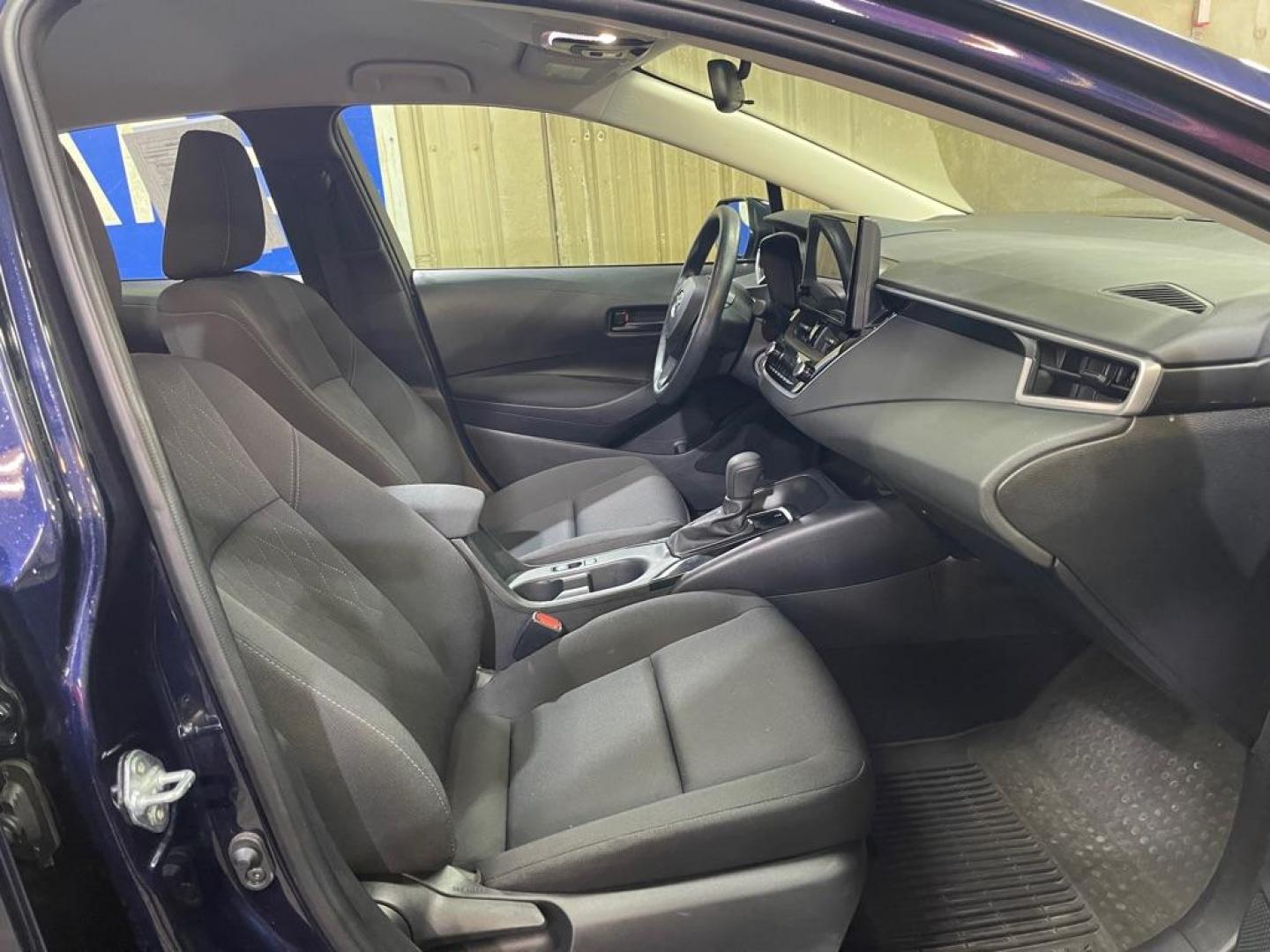 2024 BLUE TOYOTA COROLLA LE LE (5YFB4MDE0RP) with an 2.0L engine, Continuously Variable transmission, located at 2525 S. Cushman, Fairbanks, AK, 99701, (907) 452-5707, 64.824036, -147.712311 - Photo#3