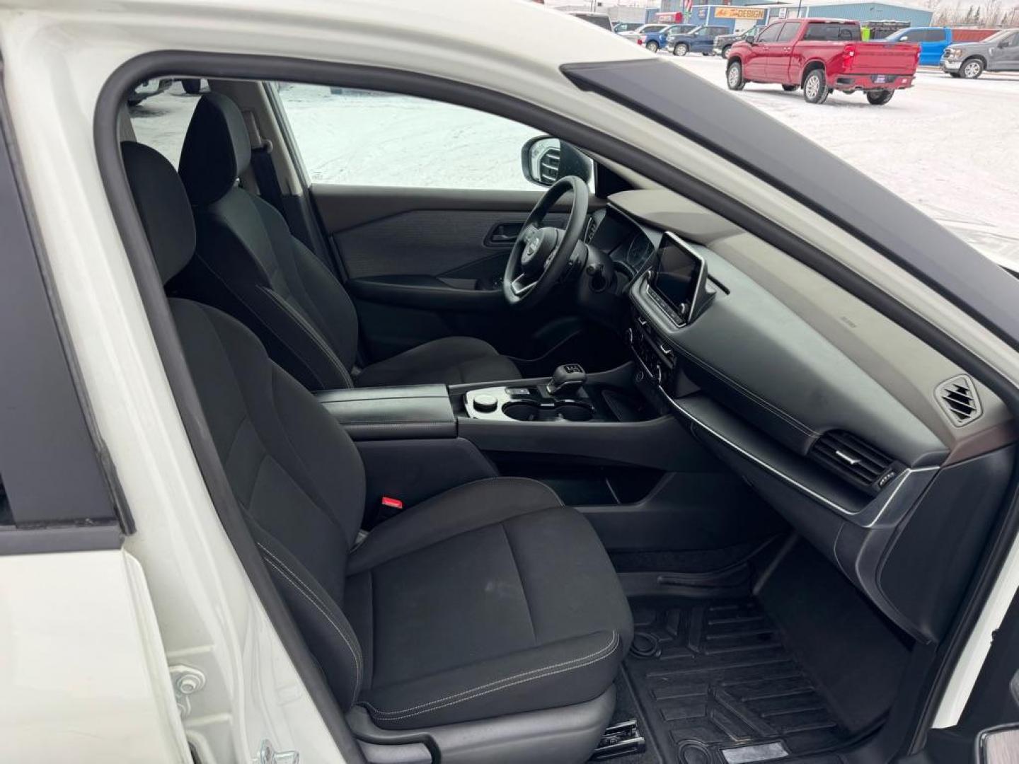 2023 WHITE NISSAN ROGUE S (5N1BT3AB2PC) with an 1.5L engine, Continuously Variable transmission, located at 2525 S. Cushman, Fairbanks, AK, 99701, (907) 452-5707, 64.824036, -147.712311 - Photo#4