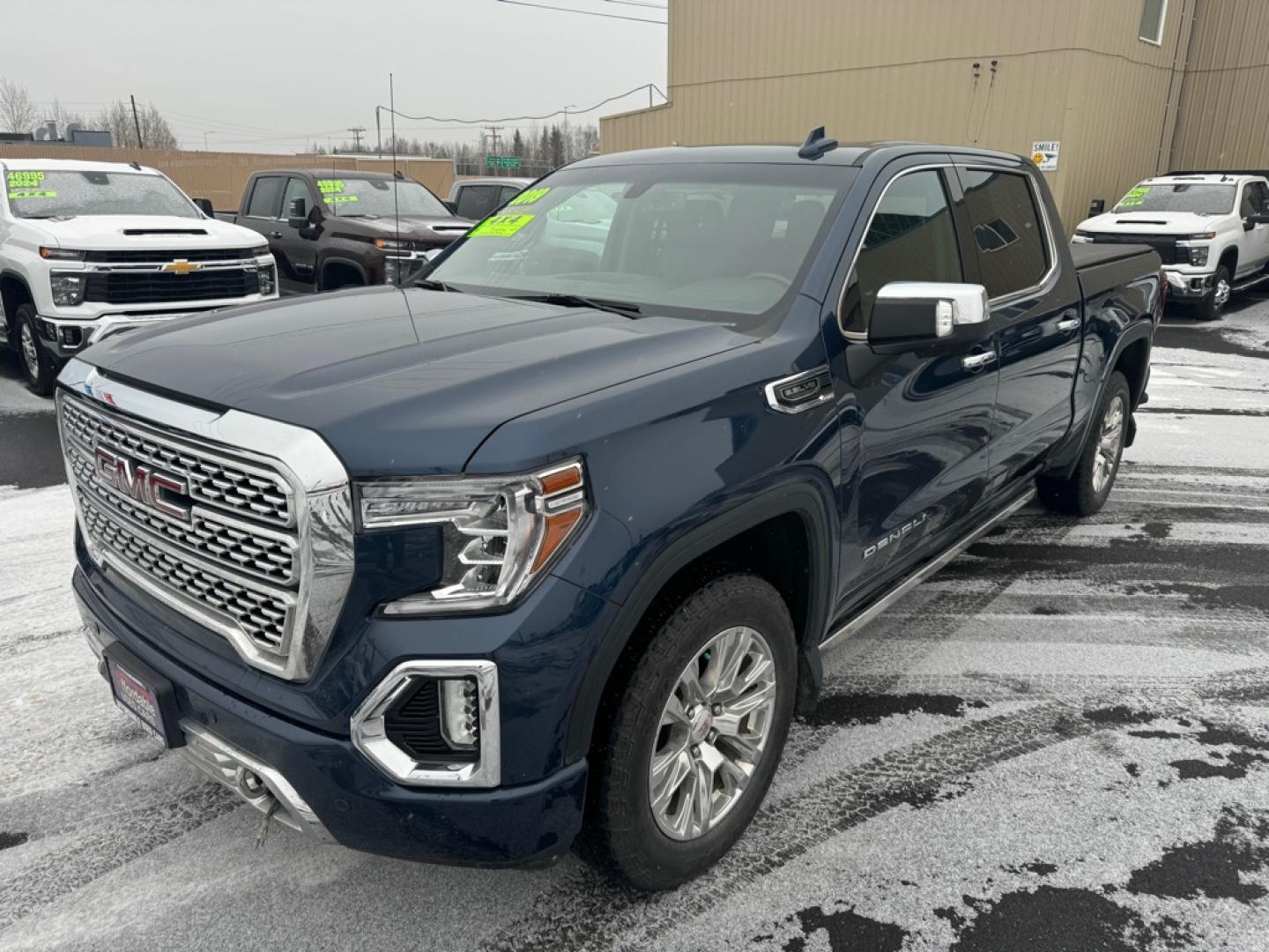 2019 BLUE GMC SIERRA DENALI 1500 DENALI (1GTU9FED4KZ) with an 5.3L engine, Automatic transmission, located at 2525 S. Cushman, Fairbanks, AK, 99701, (907) 452-5707, 64.824036, -147.712311- Photo#1