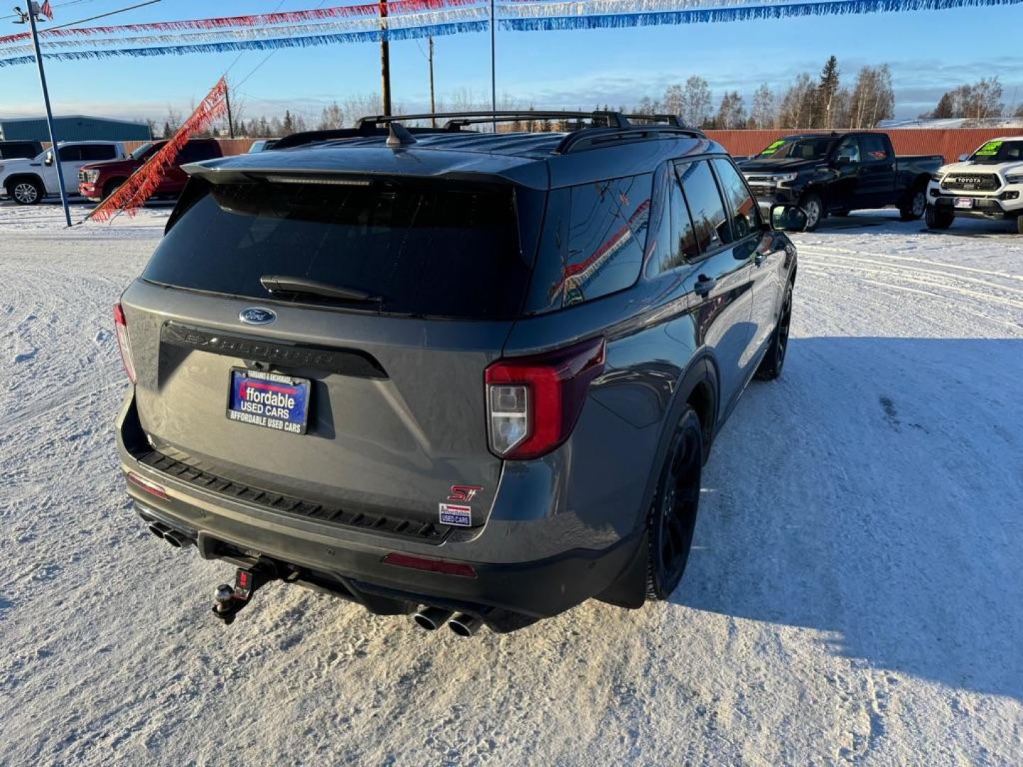2022 GRAY FORD EXPLORER ST (1FM5K8GC8NG) with an 3.0L engine, Automatic transmission, located at 2525 S. Cushman, Fairbanks, AK, 99701, (907) 452-5707, 64.824036, -147.712311 - Photo#2