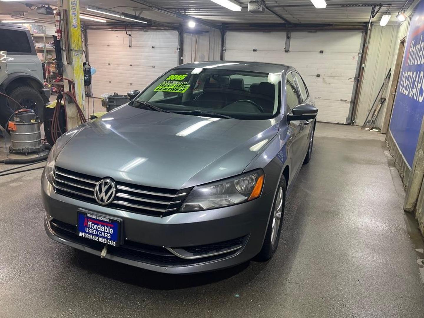 2015 GRAY VOLKSWAGEN PASSAT WOLFSBURG (1VWAT7A31FC) with an 1.8L engine, Automatic transmission, located at 2525 S. Cushman, Fairbanks, AK, 99701, (907) 452-5707, 64.824036, -147.712311 - Photo#1