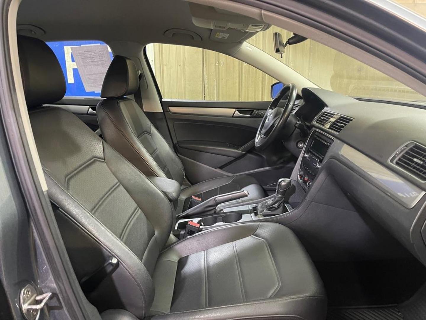 2015 GRAY VOLKSWAGEN PASSAT WOLFSBURG (1VWAT7A31FC) with an 1.8L engine, Automatic transmission, located at 2525 S. Cushman, Fairbanks, AK, 99701, (907) 452-5707, 64.824036, -147.712311 - Photo#3