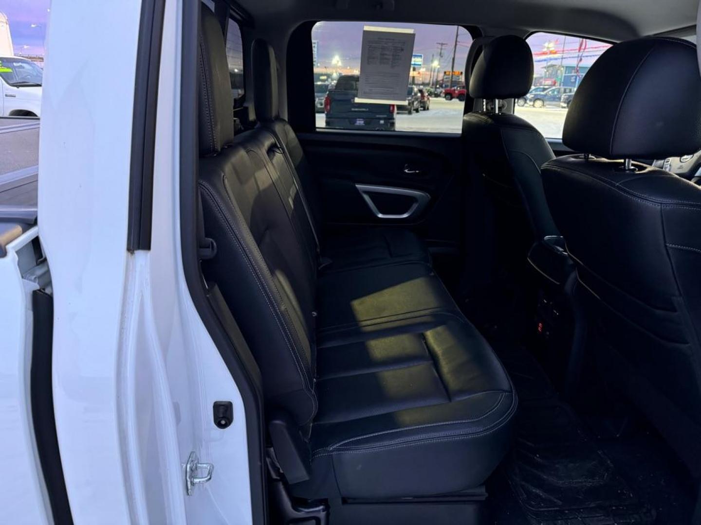 2020 WHITE NISSAN TITAN SV (1N6AA1ED2LN) with an 5.6L engine, Automatic transmission, located at 2525 S. Cushman, Fairbanks, AK, 99701, (907) 452-5707, 64.824036, -147.712311 - Photo#5