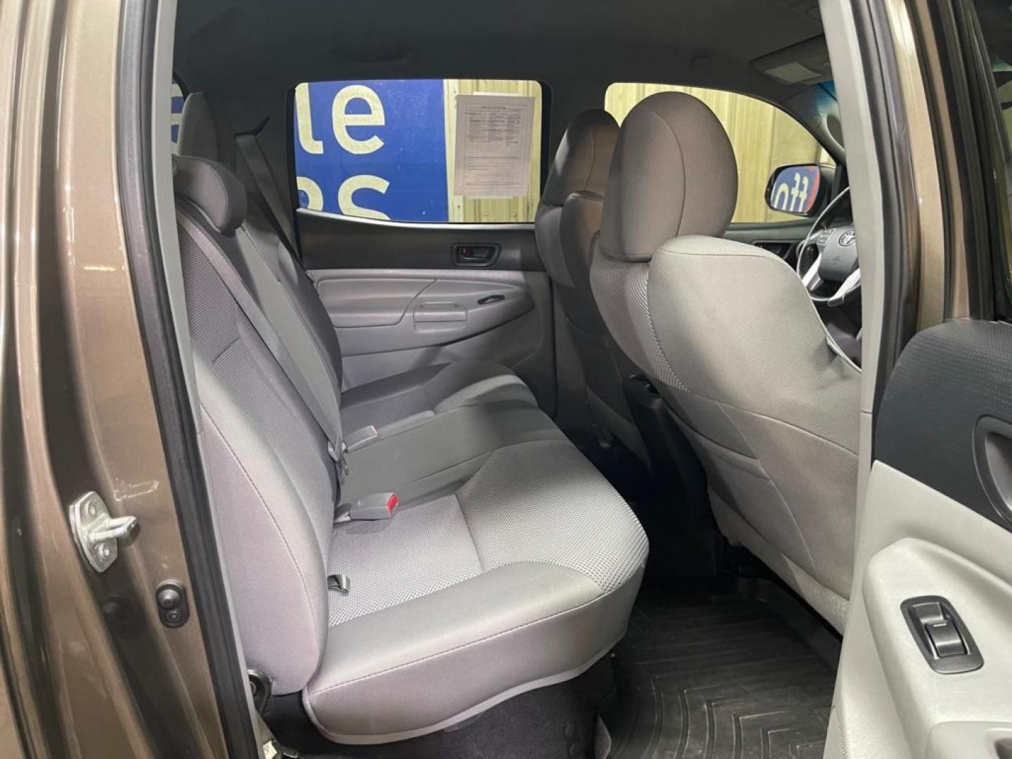 2013 GRAY TOYOTA TACOMA DOUBLE CAB (5TFLU4EN6DX) with an 4.0L engine, 5-Speed Manual transmission, located at 2525 S. Cushman, Fairbanks, AK, 99701, (907) 452-5707, 64.824036, -147.712311 - Photo#4