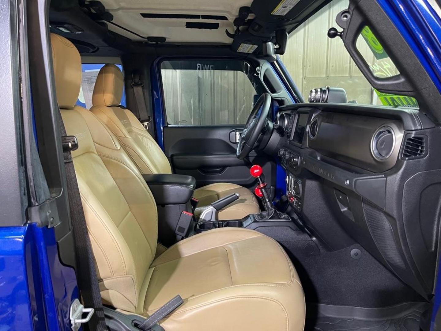 2018 BLUE JEEP WRANGLER RUBICON (1C4HJXCG8JW) with an 3.6L engine, Automatic transmission, located at 2525 S. Cushman, Fairbanks, AK, 99701, (907) 452-5707, 64.824036, -147.712311 - Photo#3