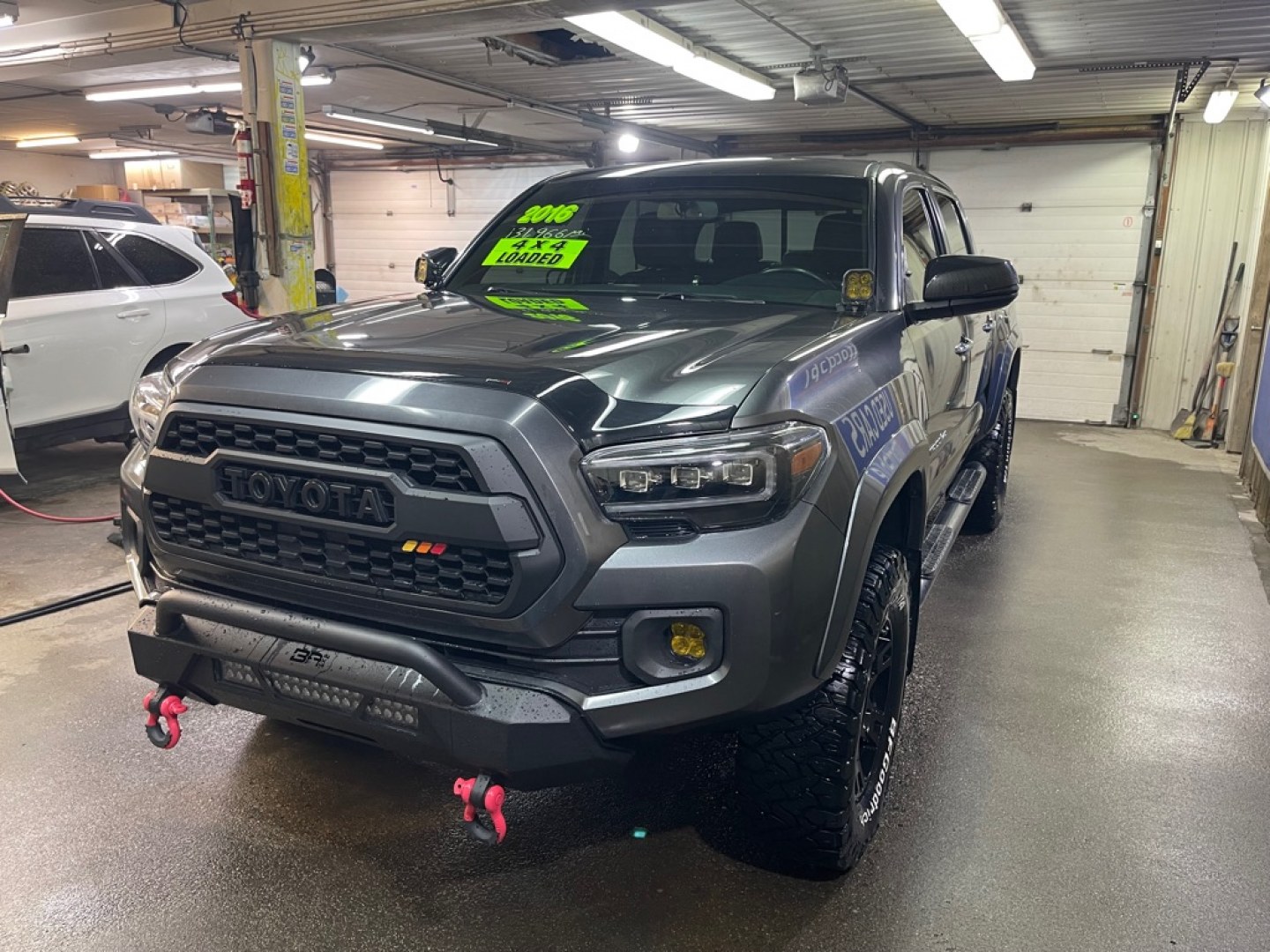 2016 GRAY TOYOTA TACOMA DOUBLE CAB (3TMGZ5AN4GM) with an 3.5L engine, Automatic transmission, located at 2525 S. Cushman, Fairbanks, AK, 99701, (907) 452-5707, 64.824036, -147.712311- Photo#1