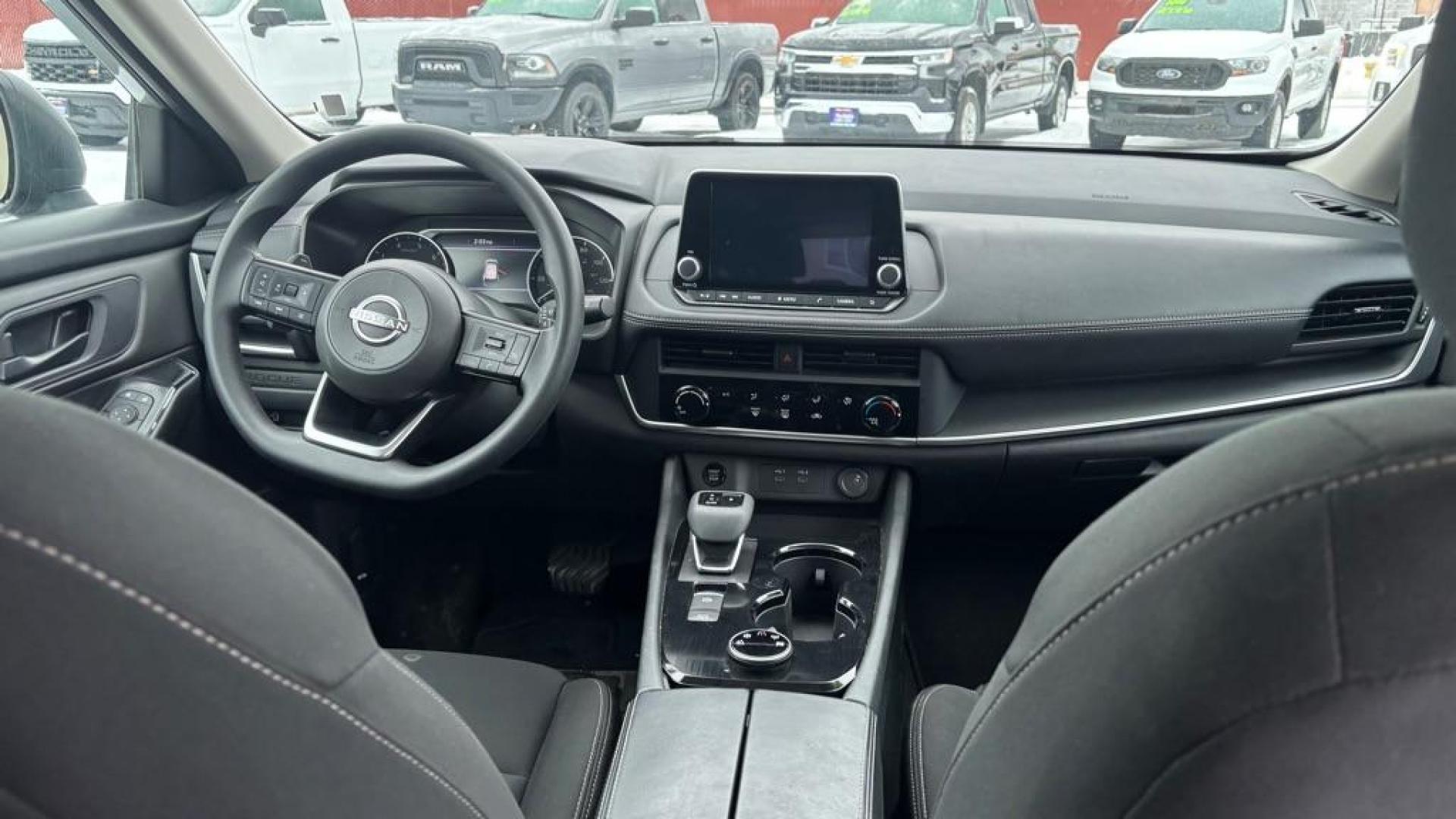 2024 SILVER NISSAN ROGUE S (5N1BT3AB6RC) with an 1.5L engine, Continuously Variable transmission, located at 2525 S. Cushman, Fairbanks, AK, 99701, (907) 452-5707, 64.824036, -147.712311 - Photo#3