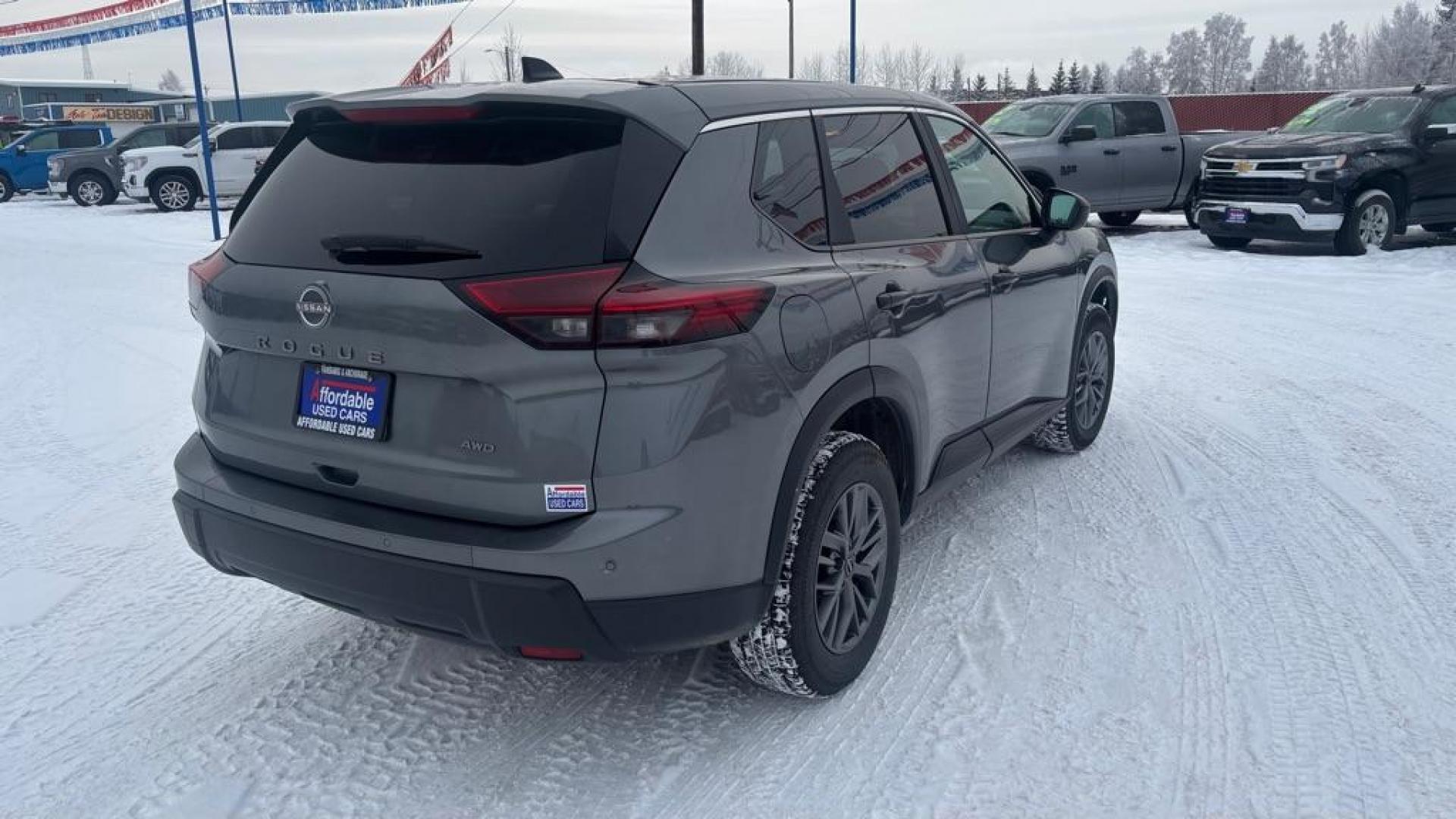 2024 GRAY NISSAN ROGUE S (5N1BT3AB8RC) with an 1.5L engine, Continuously Variable transmission, located at 2525 S. Cushman, Fairbanks, AK, 99701, (907) 452-5707, 64.824036, -147.712311 - Photo#5