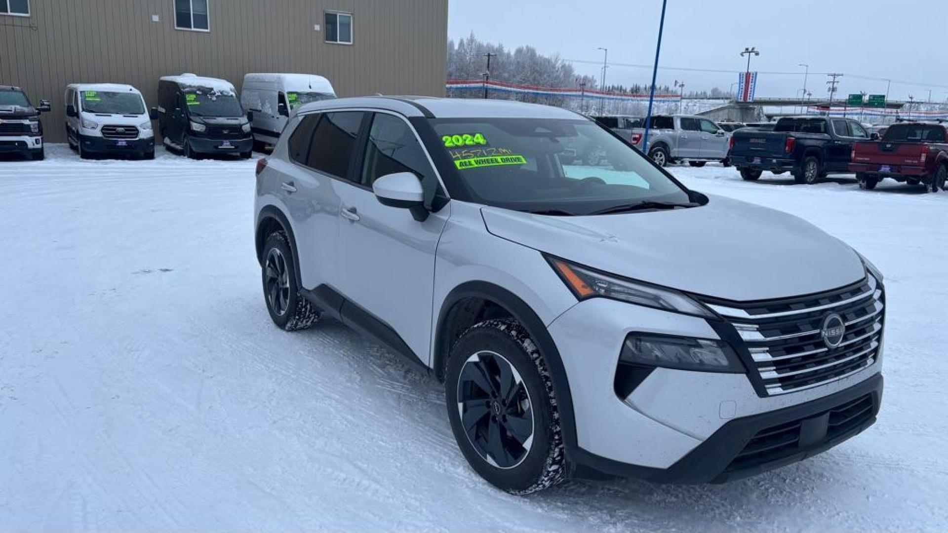 2024 SILVER NISSAN ROGUE SV (5N1BT3BB5RC) with an 1.5L engine, Continuously Variable transmission, located at 2525 S. Cushman, Fairbanks, AK, 99701, (907) 452-5707, 64.824036, -147.712311 - Photo#0