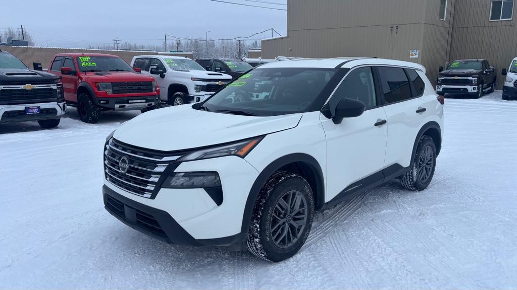 photo of 2024 NISSAN ROGUE S