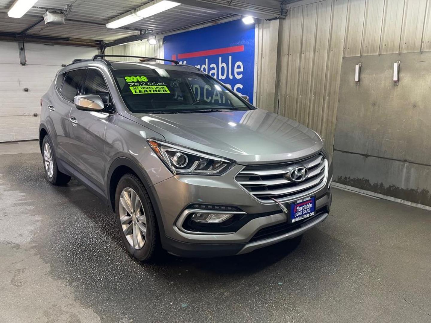 2018 GRAY HYUNDAI SANTA FE SPORT (5NMZUDLA1JH) with an 2.0L engine, Automatic transmission, located at 2525 S. Cushman, Fairbanks, AK, 99701, (907) 452-5707, 64.824036, -147.712311 - Photo#0