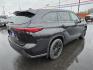 2021 BLACK TOYOTA HIGHLANDER XLE (5TDGZRBHXMS) with an 3.5L engine, Automatic transmission, located at 2525 S. Cushman, Fairbanks, AK, 99701, (907) 452-5707, 64.824036, -147.712311- Photo#3