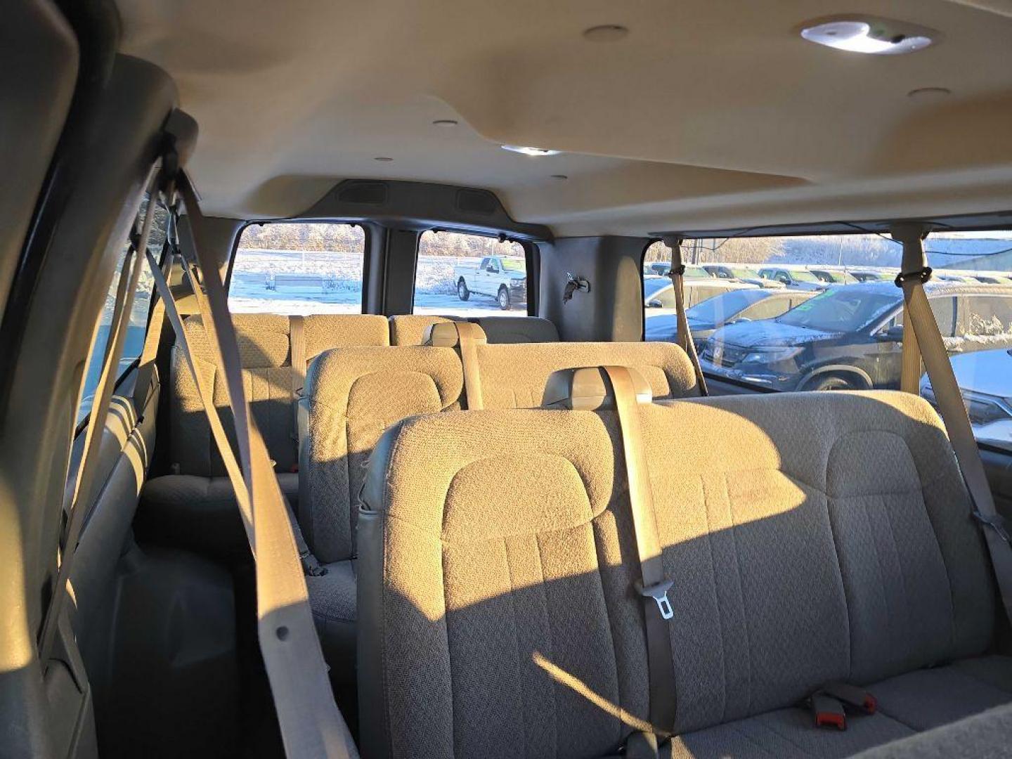 2017 SILVER GMC SAVANA G3500 LT 4x4 (1GJZ7PFG2H1) with an 6.0L engine, Automatic transmission, located at 2525 S. Cushman, Fairbanks, AK, 99701, (907) 452-5707, 64.824036, -147.712311 - Photo#2