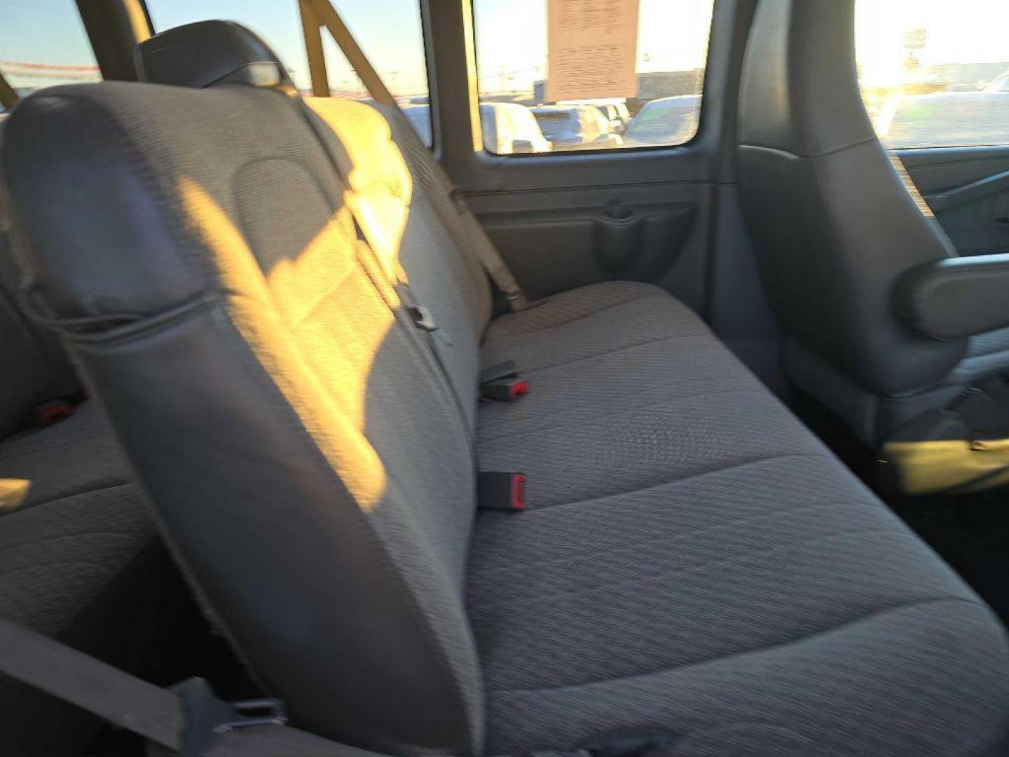 2017 SILVER GMC SAVANA G3500 LT 4x4 (1GJZ7PFG2H1) with an 6.0L engine, Automatic transmission, located at 2525 S. Cushman, Fairbanks, AK, 99701, (907) 452-5707, 64.824036, -147.712311 - Photo#4