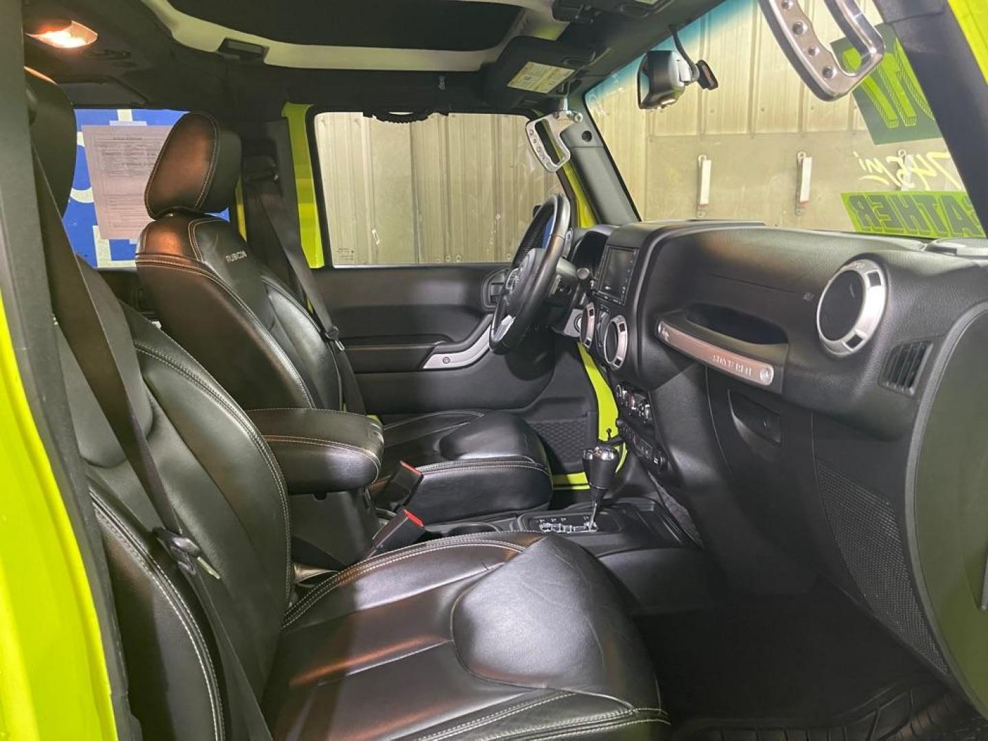 2017 GREEN JEEP WRANGLER UNLIMI RUBICON (1C4BJWFG9HL) with an 3.6L engine, Automatic transmission, located at 2525 S. Cushman, Fairbanks, AK, 99701, (907) 452-5707, 64.824036, -147.712311 - Photo#3