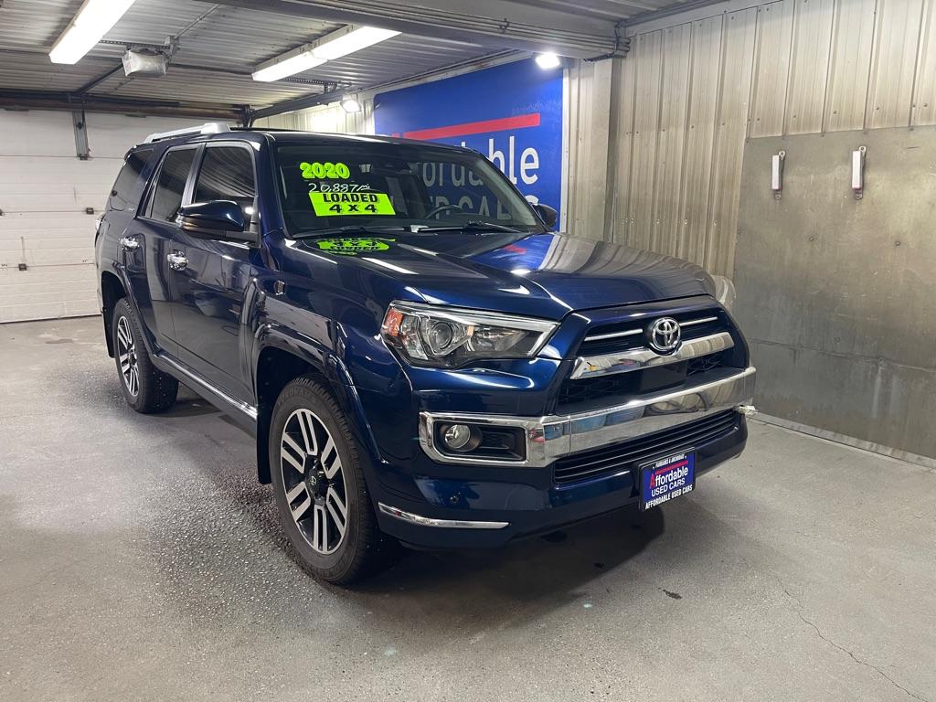 photo of 2020 TOYOTA 4RUNNER SR5/SR5 PREMIUM