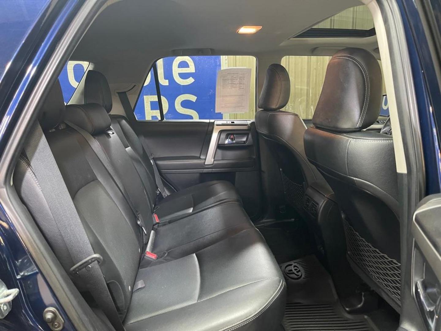 2020 BLUE TOYOTA 4RUNNER SR5/SR5 PREMIUM (JTEBU5JR0L5) with an 4.0L engine, Automatic transmission, located at 2525 S. Cushman, Fairbanks, AK, 99701, (907) 452-5707, 64.824036, -147.712311 - Photo#4