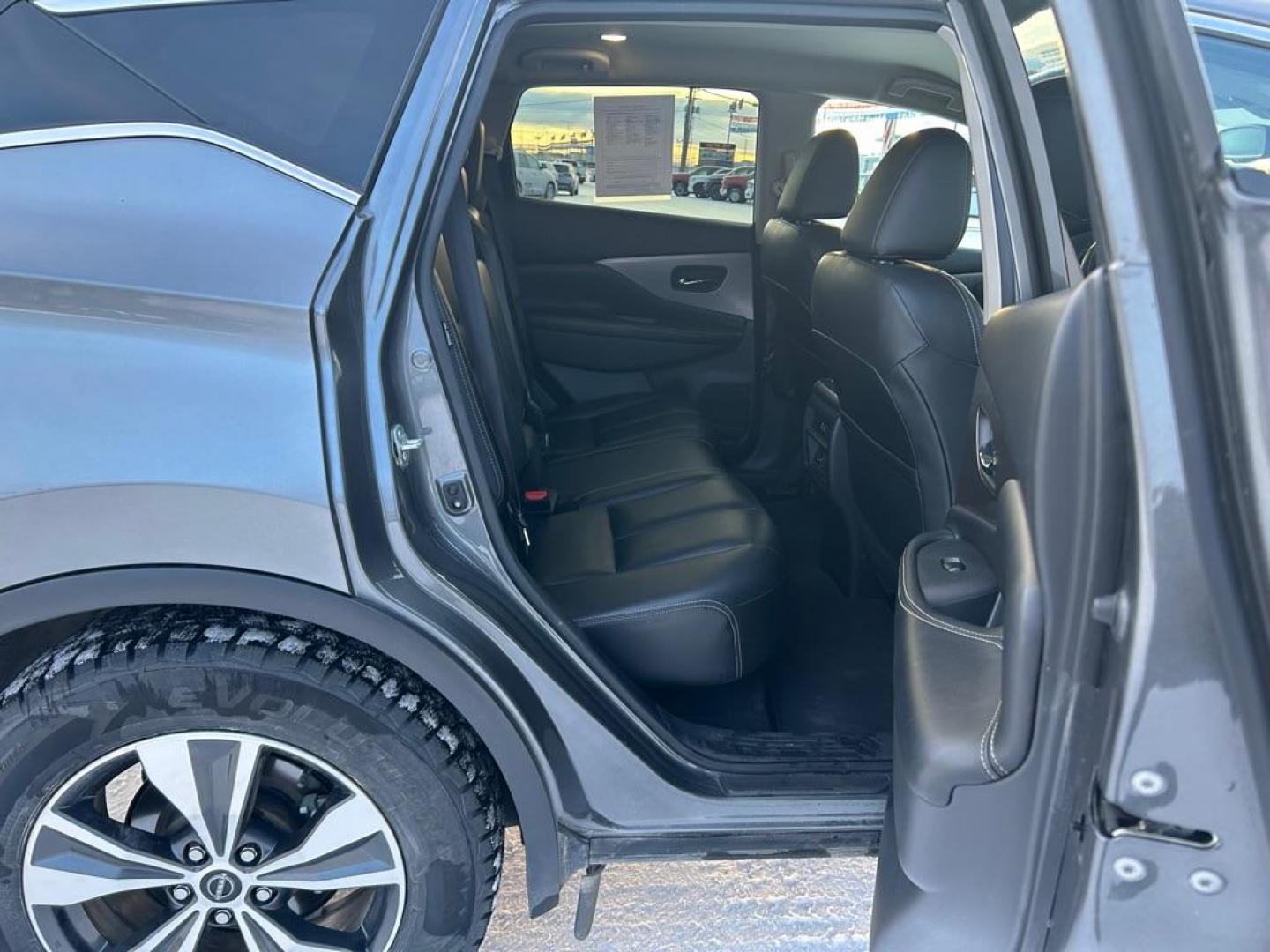 2023 GRAY NISSAN MURANO SV SV (5N1AZ2BS2PC) with an 3.5L engine, Automatic transmission, located at 2525 S. Cushman, Fairbanks, AK, 99701, (907) 452-5707, 64.824036, -147.712311 - Photo#5