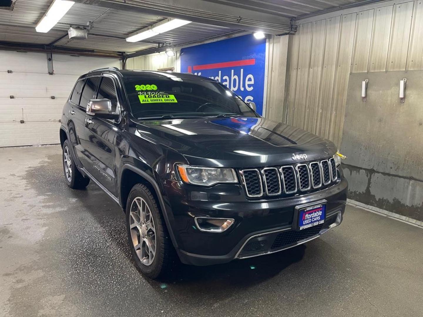 2020 BLACK JEEP GRAND CHEROKEE LIMITED (1C4RJFBG7LC) with an 3.6L engine, Automatic transmission, located at 2525 S. Cushman, Fairbanks, AK, 99701, (907) 452-5707, 64.824036, -147.712311 - Photo#0