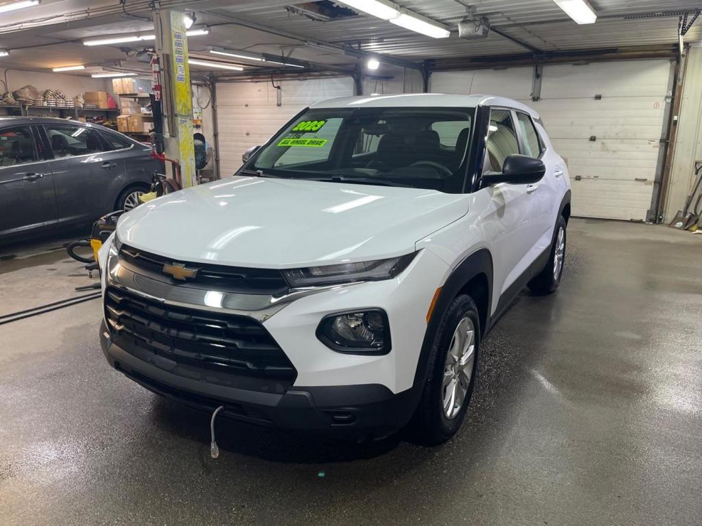 2023 WHITE CHEVROLET TRAILBLAZER LS (KL79MNSL8PB) with an 1.3L engine, Automatic transmission, located at 2525 S. Cushman, Fairbanks, AK, 99701, (907) 452-5707, 64.824036, -147.712311 - Photo#1