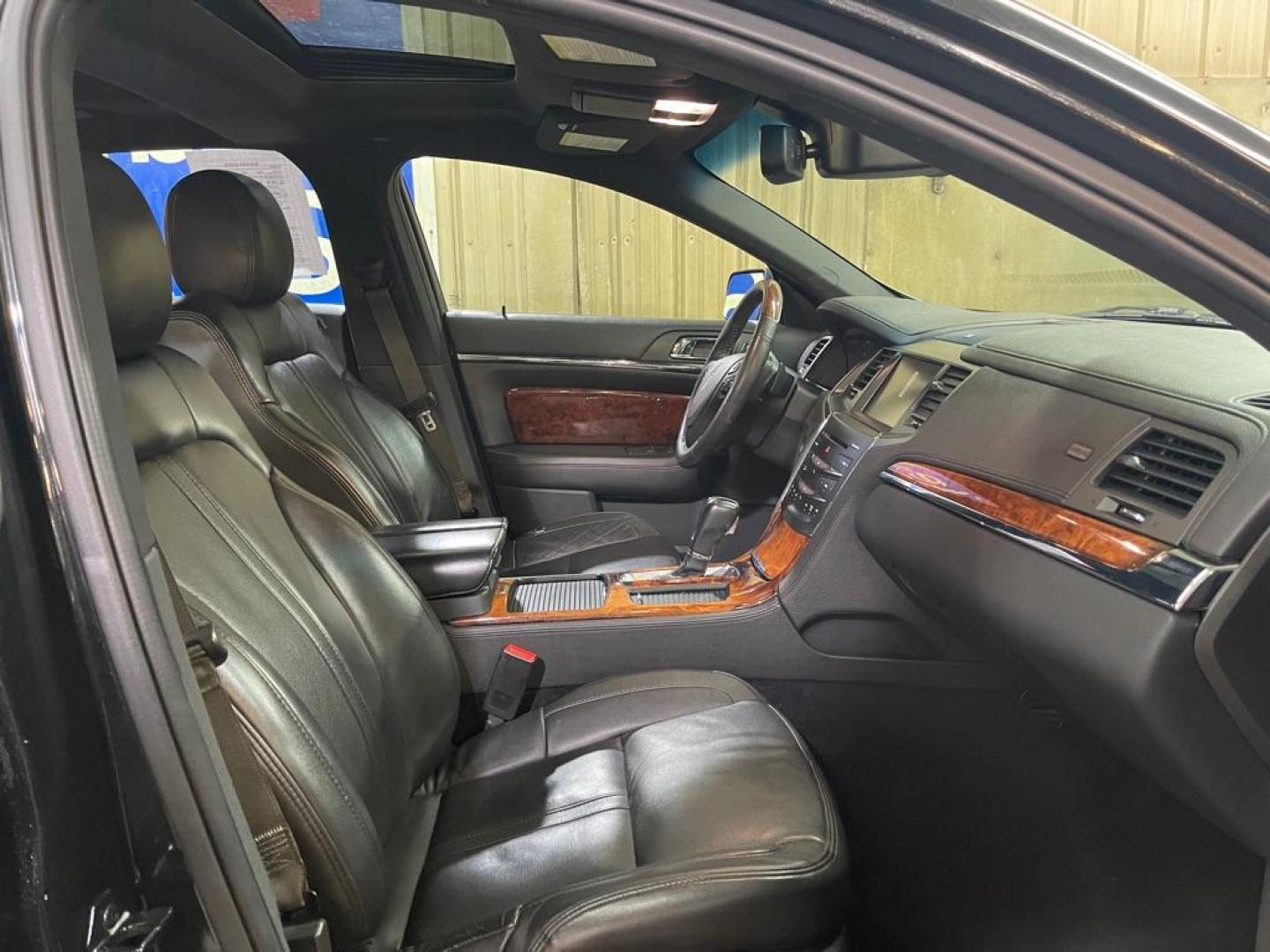 2015 BLACK LINCOLN MKS (1LNHL9DK4FG) with an 3.7L engine, Automatic transmission, located at 2525 S. Cushman, Fairbanks, AK, 99701, (907) 452-5707, 64.824036, -147.712311 - Photo#3