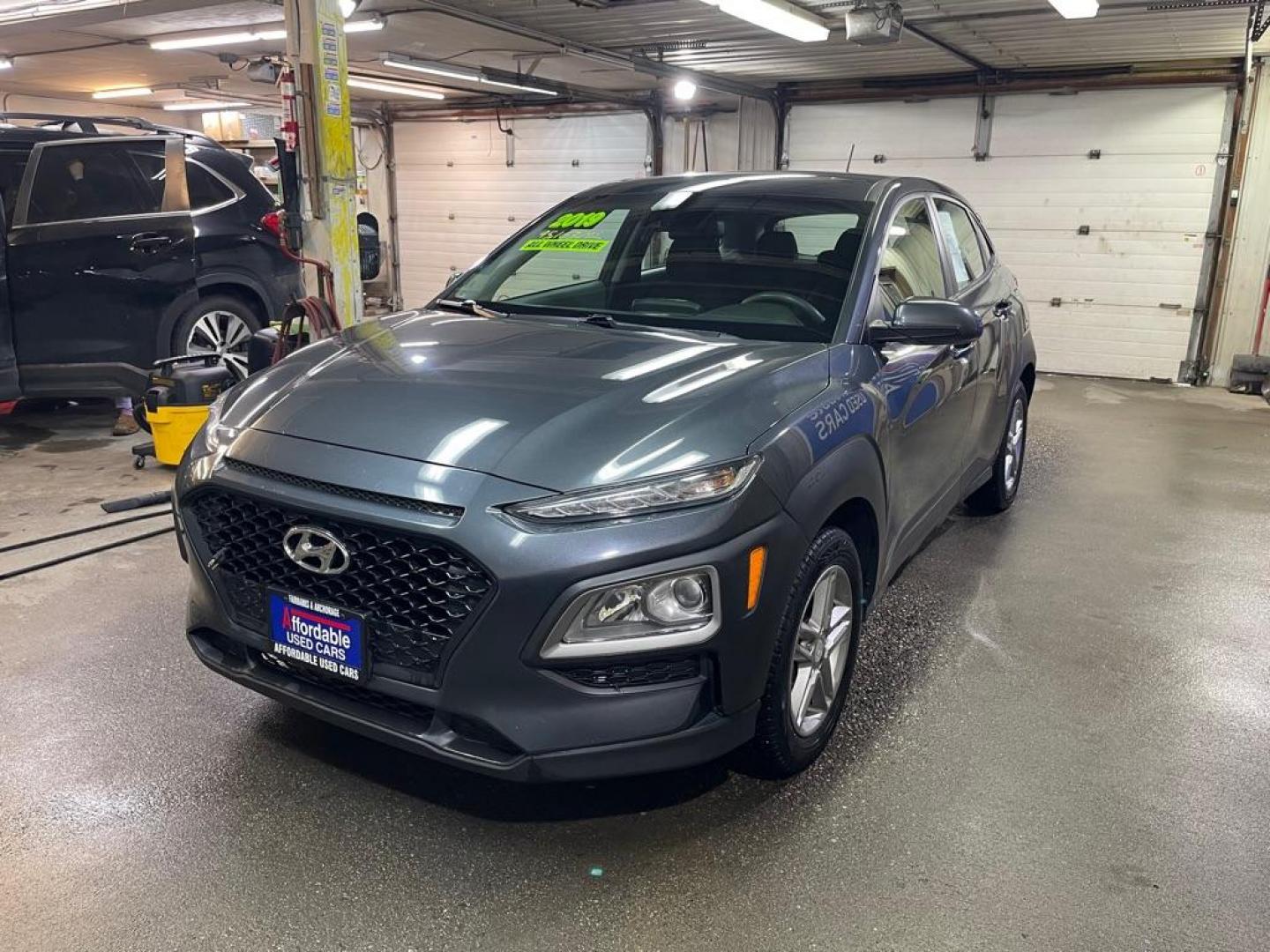 2019 GRAY HYUNDAI KONA SE (KM8K1CAA0KU) with an 2.0L engine, Automatic transmission, located at 2525 S. Cushman, Fairbanks, AK, 99701, (907) 452-5707, 64.824036, -147.712311 - Photo#1