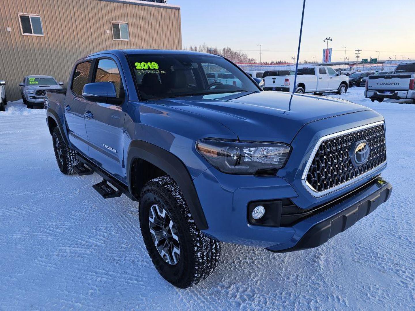 2019 BLUE TOYOTA TACOMA DOUBLE CAB (3TMCZ5AN9KM) with an 3.5L engine, Automatic transmission, located at 2525 S. Cushman, Fairbanks, AK, 99701, (907) 452-5707, 64.824036, -147.712311 - Photo#0