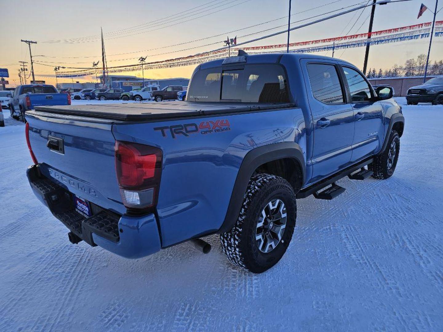 2019 BLUE TOYOTA TACOMA DOUBLE CAB (3TMCZ5AN9KM) with an 3.5L engine, Automatic transmission, located at 2525 S. Cushman, Fairbanks, AK, 99701, (907) 452-5707, 64.824036, -147.712311 - Photo#2
