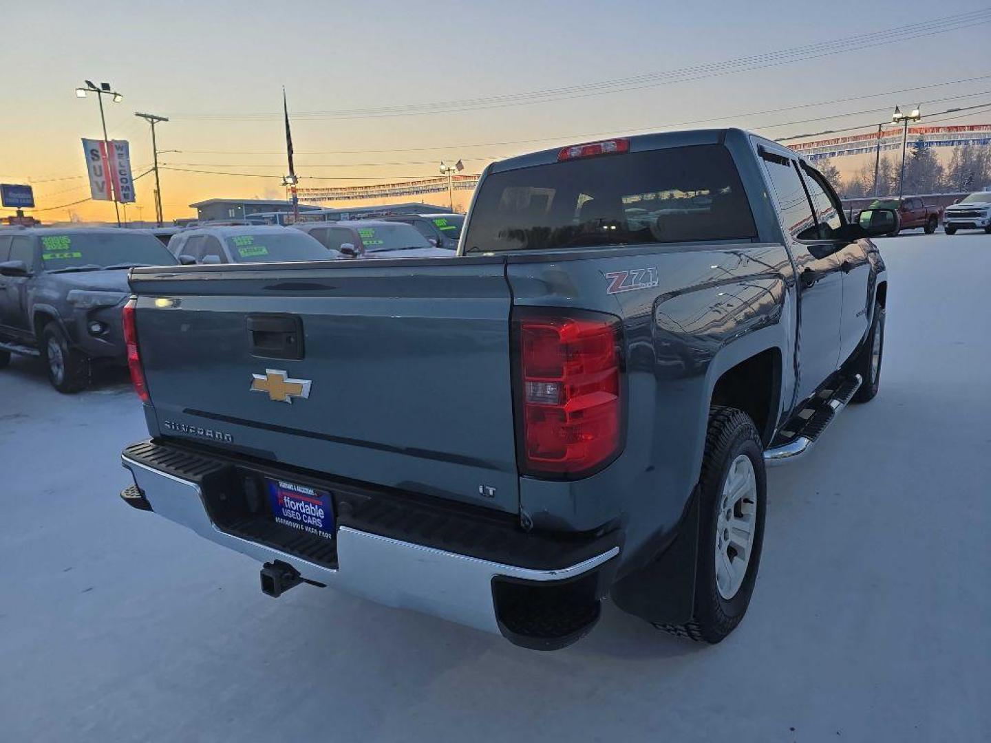 2014 BLUE CHEVROLET SILVERADO 1500 LT (3GCUKREC9EG) with an 5.3L engine, Automatic transmission, located at 2525 S. Cushman, Fairbanks, AK, 99701, (907) 452-5707, 64.824036, -147.712311 - Photo#2