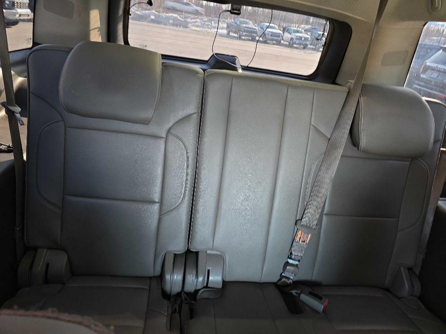 2015 BLACK GMC YUKON XL DENALI (1GKS2JKJXFR) with an 6.2L engine, Automatic transmission, located at 2525 S. Cushman, Fairbanks, AK, 99701, (907) 452-5707, 64.824036, -147.712311 - Photo#5