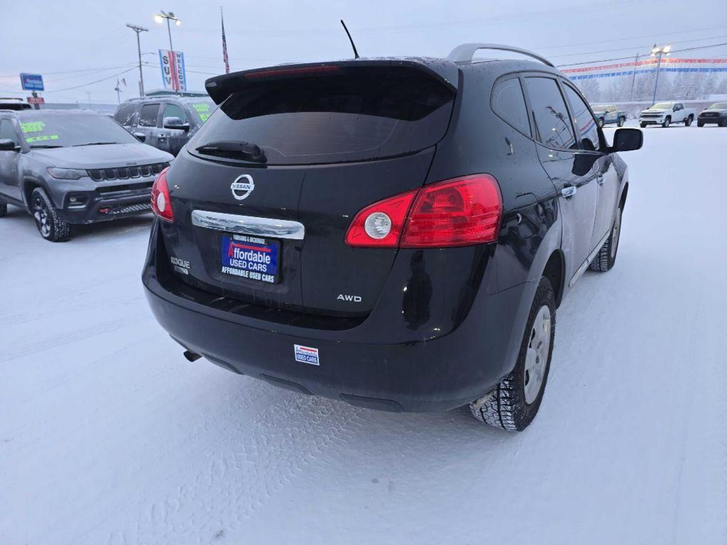 2015 BLACK NISSAN ROGUE SELECT S (JN8AS5MV5FW) with an 2.5L engine, Continuously Variable transmission, located at 2525 S. Cushman, Fairbanks, AK, 99701, (907) 452-5707, 64.824036, -147.712311 - Photo#0