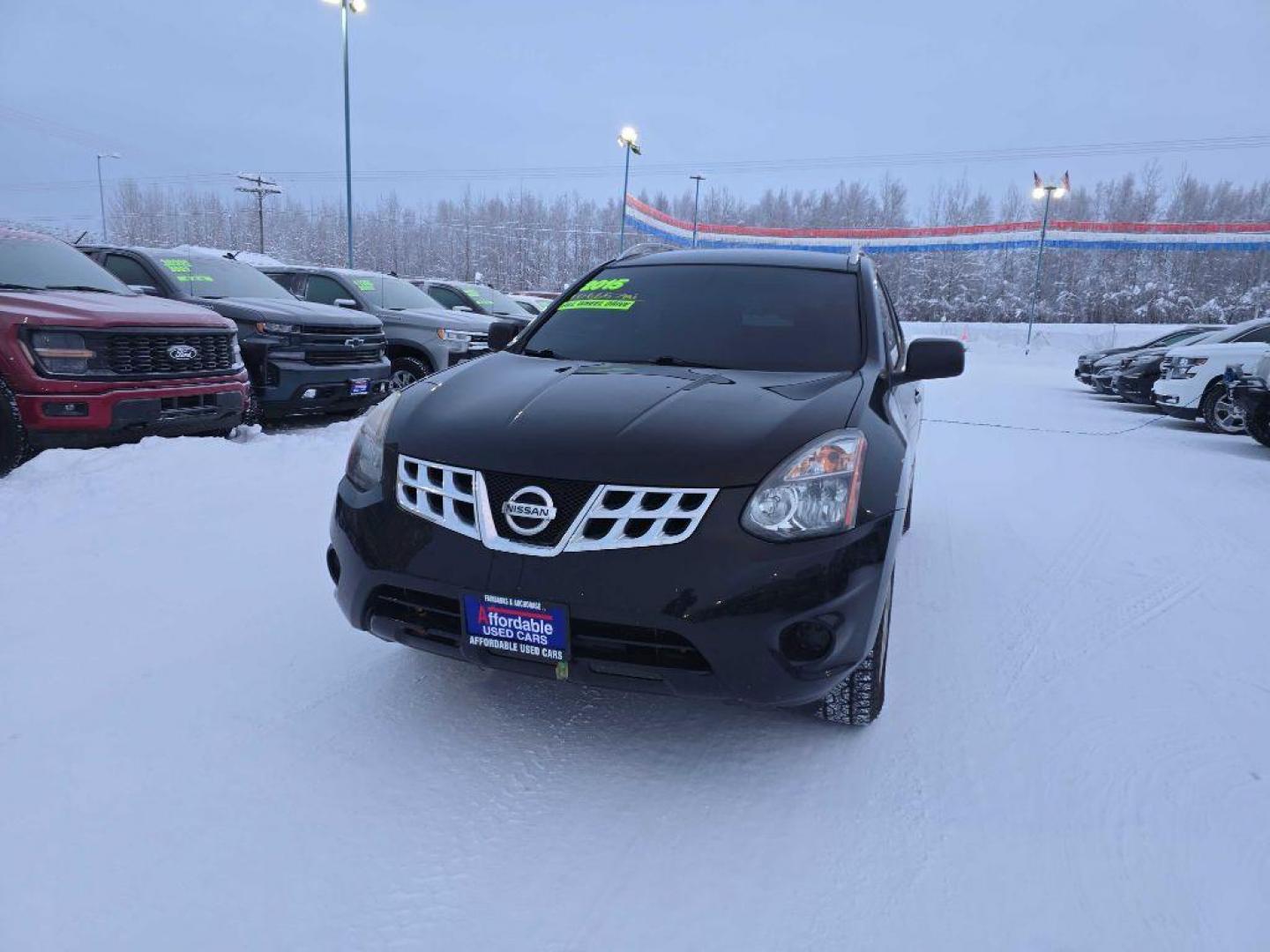 2015 BLACK NISSAN ROGUE SELECT S (JN8AS5MV5FW) with an 2.5L engine, Continuously Variable transmission, located at 2525 S. Cushman, Fairbanks, AK, 99701, (907) 452-5707, 64.824036, -147.712311 - Photo#3