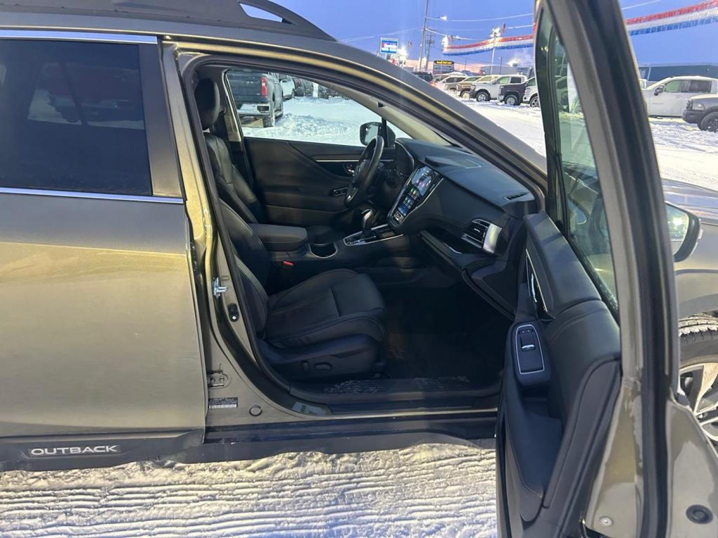 2025 GREEN SUBARU OUTBACK LIMITED XT (4S4BTGNDXS3) with an 2.4L engine, Automatic transmission, located at 2525 S. Cushman, Fairbanks, AK, 99701, (907) 452-5707, 64.824036, -147.712311 - Photo#4