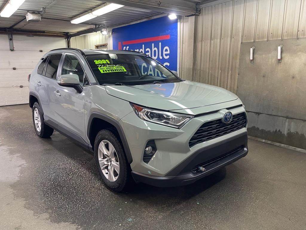 photo of 2021 TOYOTA RAV4 XLE
