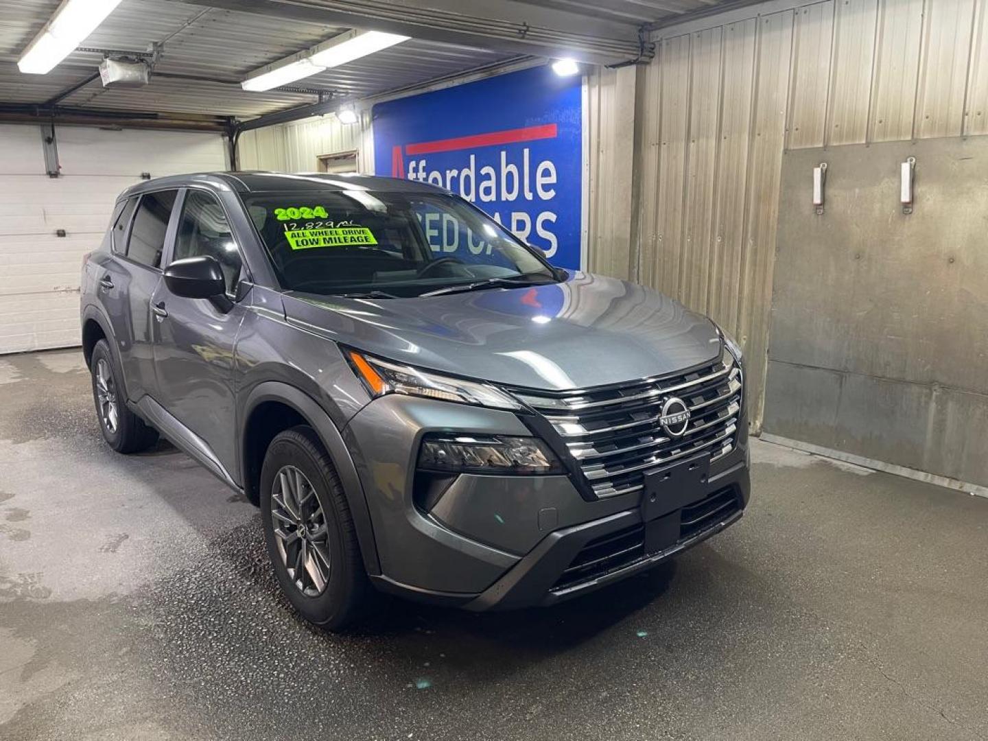 2024 GRAY NISSAN ROGUE S (5N1BT3AB8RC) with an 1.5L engine, Continuously Variable transmission, located at 2525 S. Cushman, Fairbanks, AK, 99701, (907) 452-5707, 64.824036, -147.712311 - Photo#0