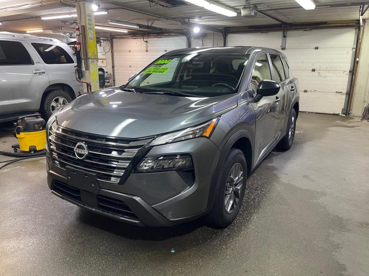 2024 GRAY NISSAN ROGUE S (5N1BT3AB8RC) with an 1.5L engine, Continuously Variable transmission, located at 2525 S. Cushman, Fairbanks, AK, 99701, (907) 452-5707, 64.824036, -147.712311 - Photo#1