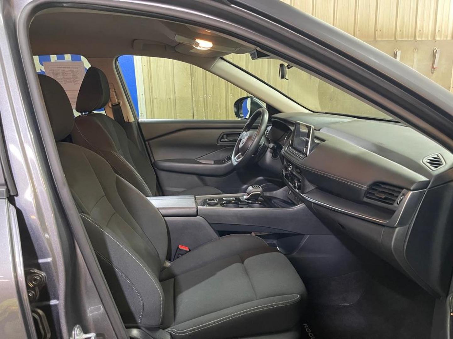 2024 GRAY NISSAN ROGUE S (5N1BT3AB8RC) with an 1.5L engine, Continuously Variable transmission, located at 2525 S. Cushman, Fairbanks, AK, 99701, (907) 452-5707, 64.824036, -147.712311 - Photo#3