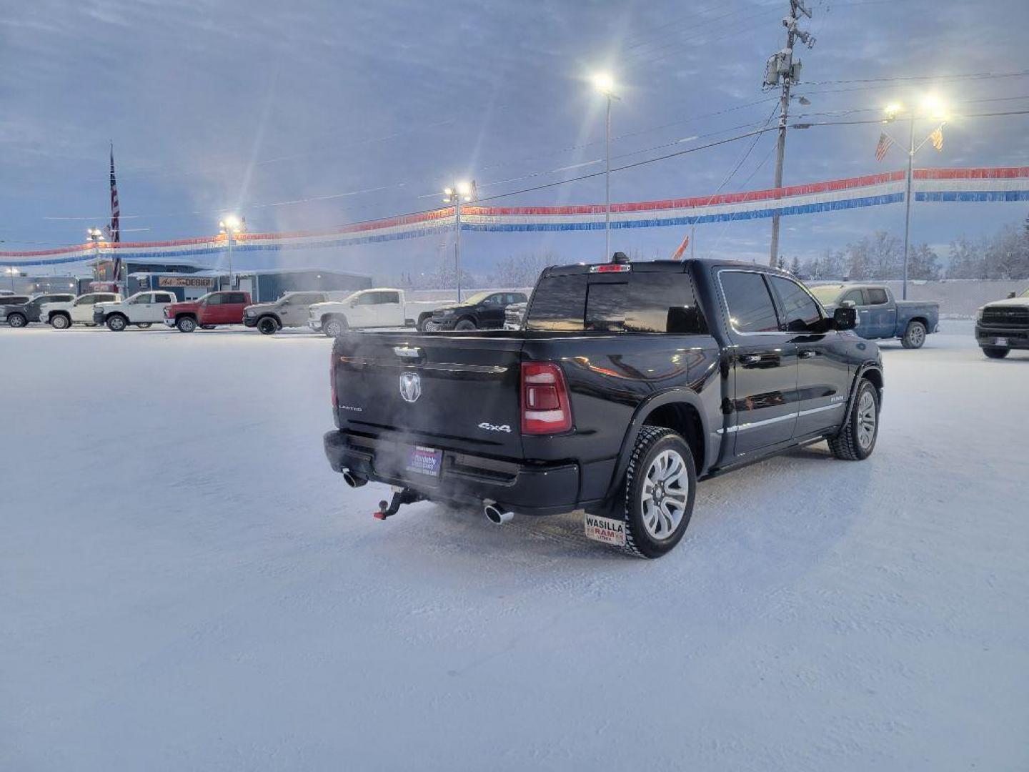 2022 BLACK RAM 1500 LIMITED (1C6SRFHT1NN) with an 5.7L engine, Automatic transmission, located at 2525 S. Cushman, Fairbanks, AK, 99701, (907) 452-5707, 64.824036, -147.712311 - Photo#1
