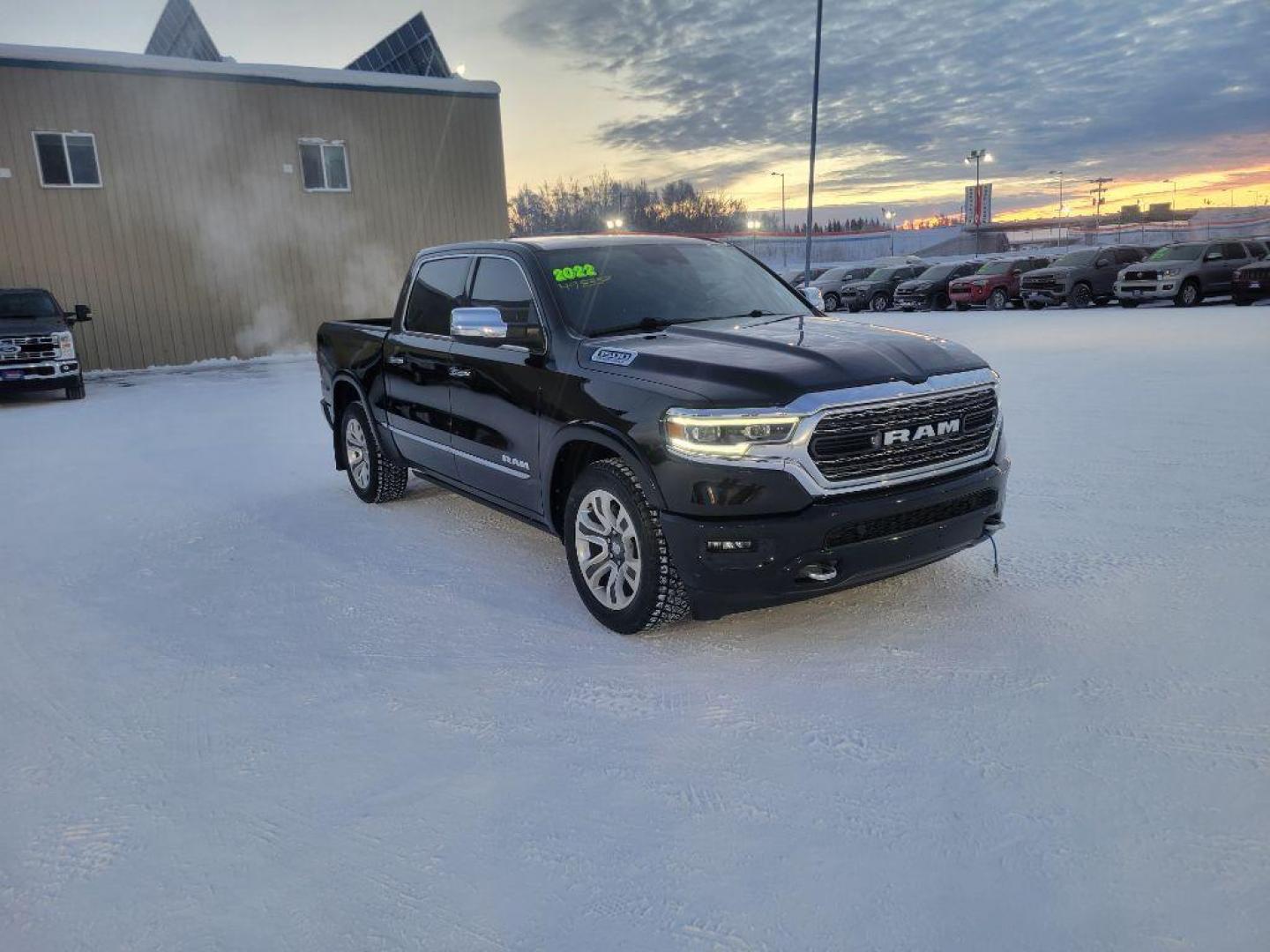 2022 BLACK RAM 1500 LIMITED (1C6SRFHT1NN) with an 5.7L engine, Automatic transmission, located at 2525 S. Cushman, Fairbanks, AK, 99701, (907) 452-5707, 64.824036, -147.712311 - Photo#4