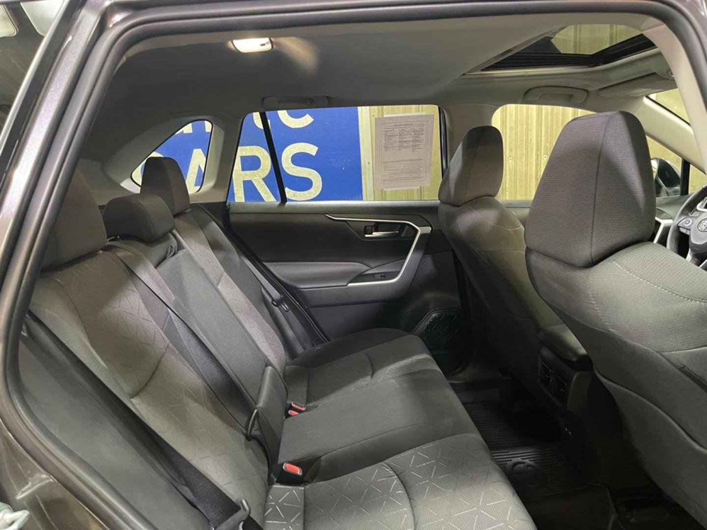 2024 GRAY TOYOTA RAV4 XLE (4T3RWRFV4RU) with an 2.5L engine, Continuously Variable transmission, located at 2525 S. Cushman, Fairbanks, AK, 99701, (907) 452-5707, 64.824036, -147.712311 - Photo#4