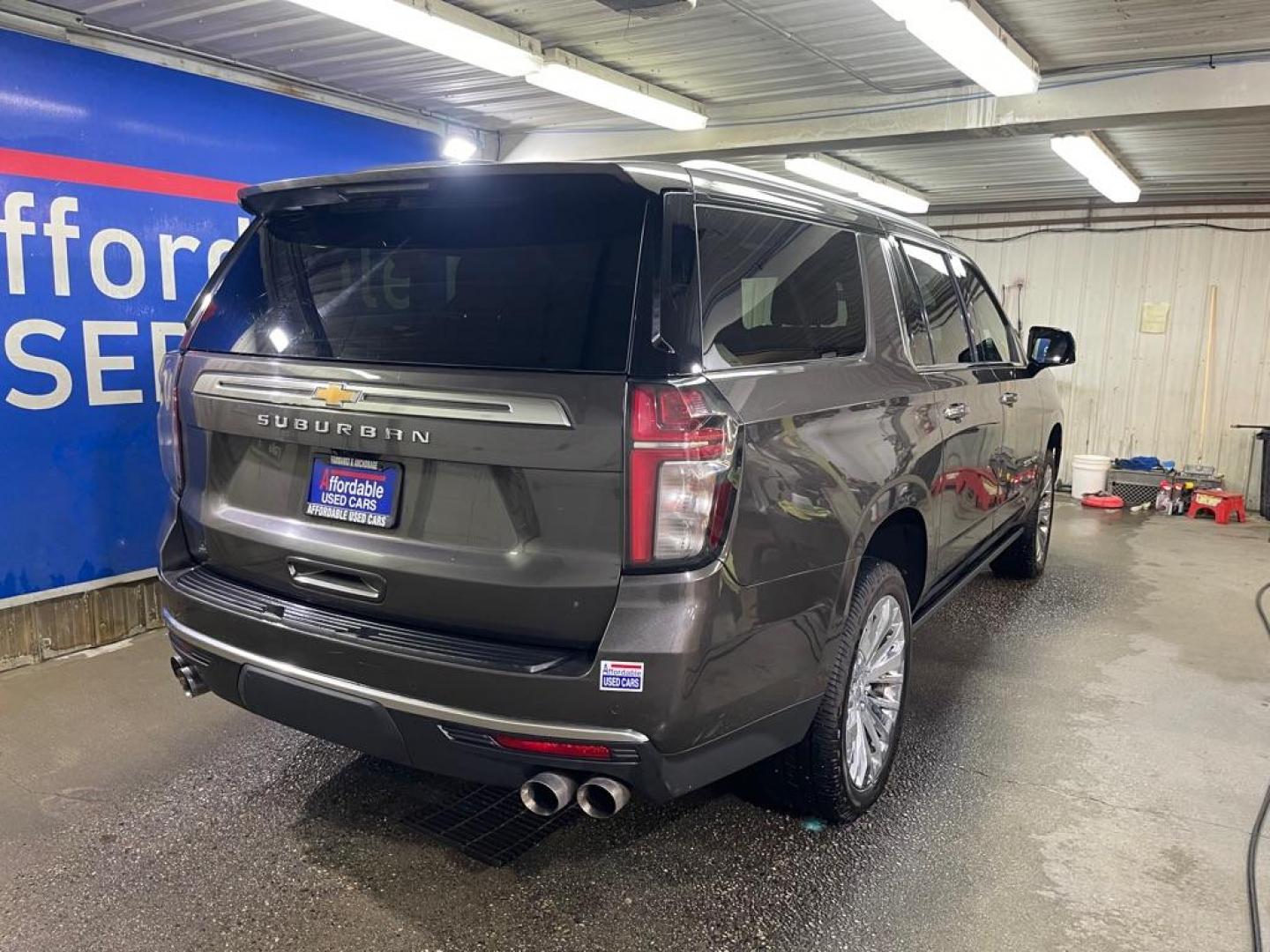 2021 BROWN CHEVROLET SUBURBAN 1500 HIGH COUNTRY (1GNSKGKL6MR) with an 6.2L engine, Automatic transmission, located at 2525 S. Cushman, Fairbanks, AK, 99701, (907) 452-5707, 64.824036, -147.712311 - Photo#2