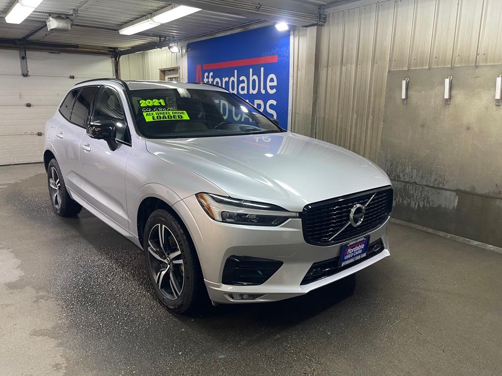 photo of 2021 VOLVO XC60 T5 R-DESIGN