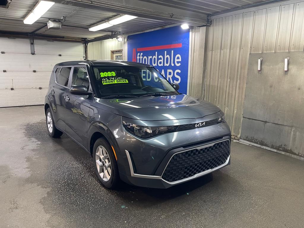 photo of 2023 KIA SOUL LX