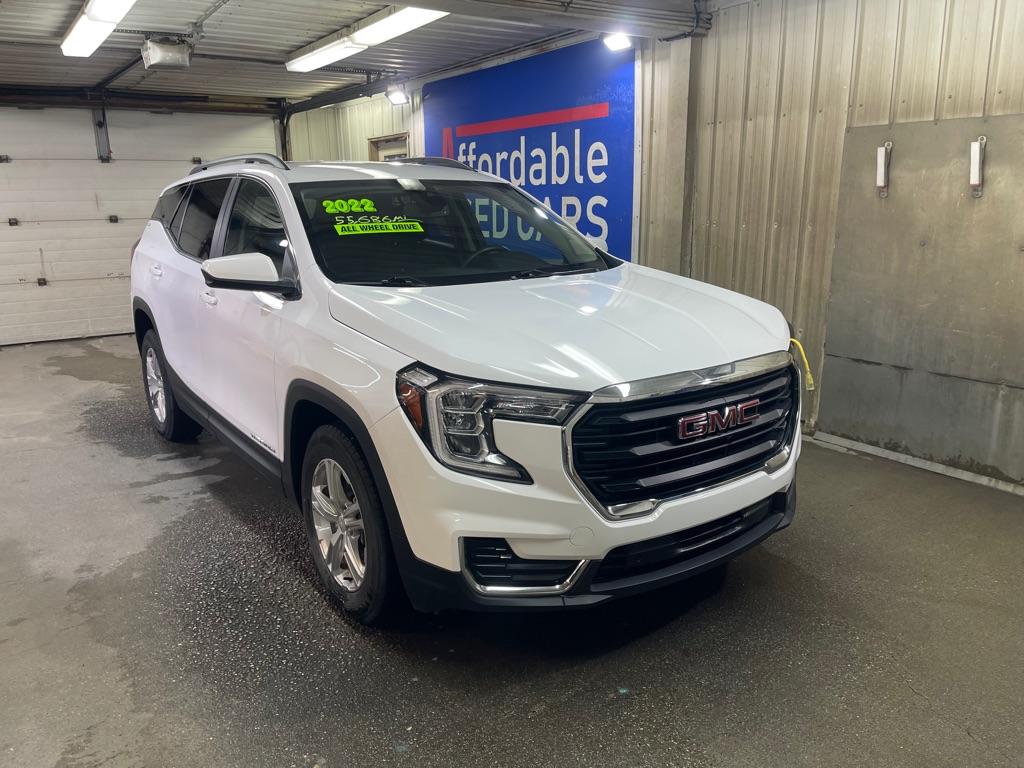 photo of 2022 GMC TERRAIN SLE