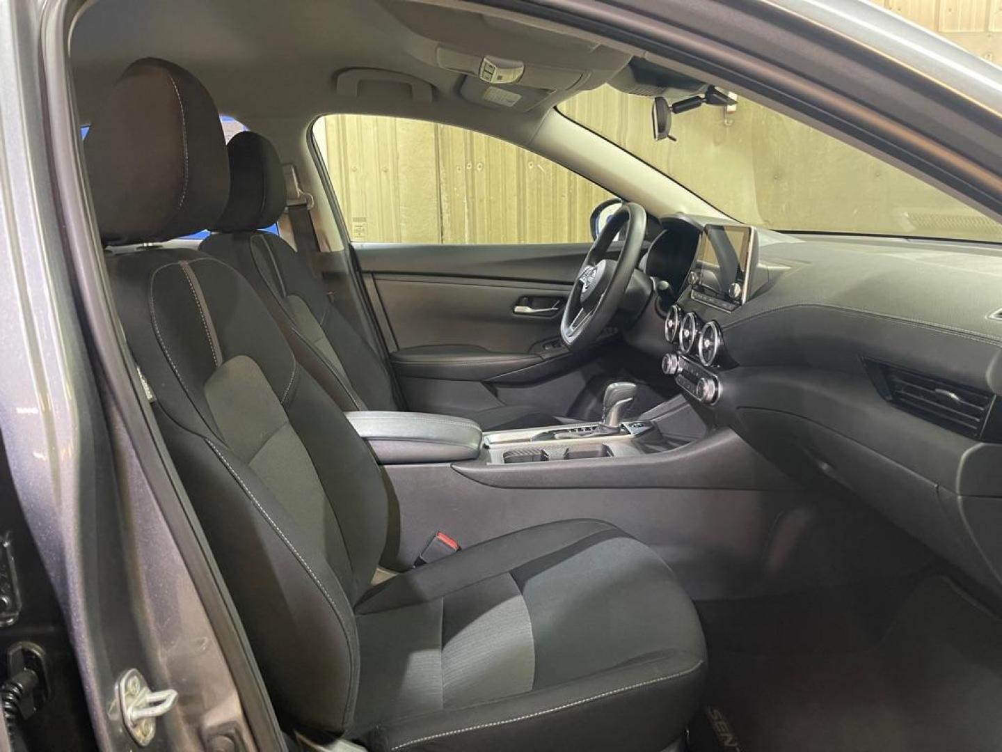 2024 GRAY NISSAN SENTRA SV (3N1AB8CV9RY) with an 2.0L engine, Continuously Variable transmission, located at 2525 S. Cushman, Fairbanks, AK, 99701, (907) 452-5707, 64.824036, -147.712311 - Photo#3