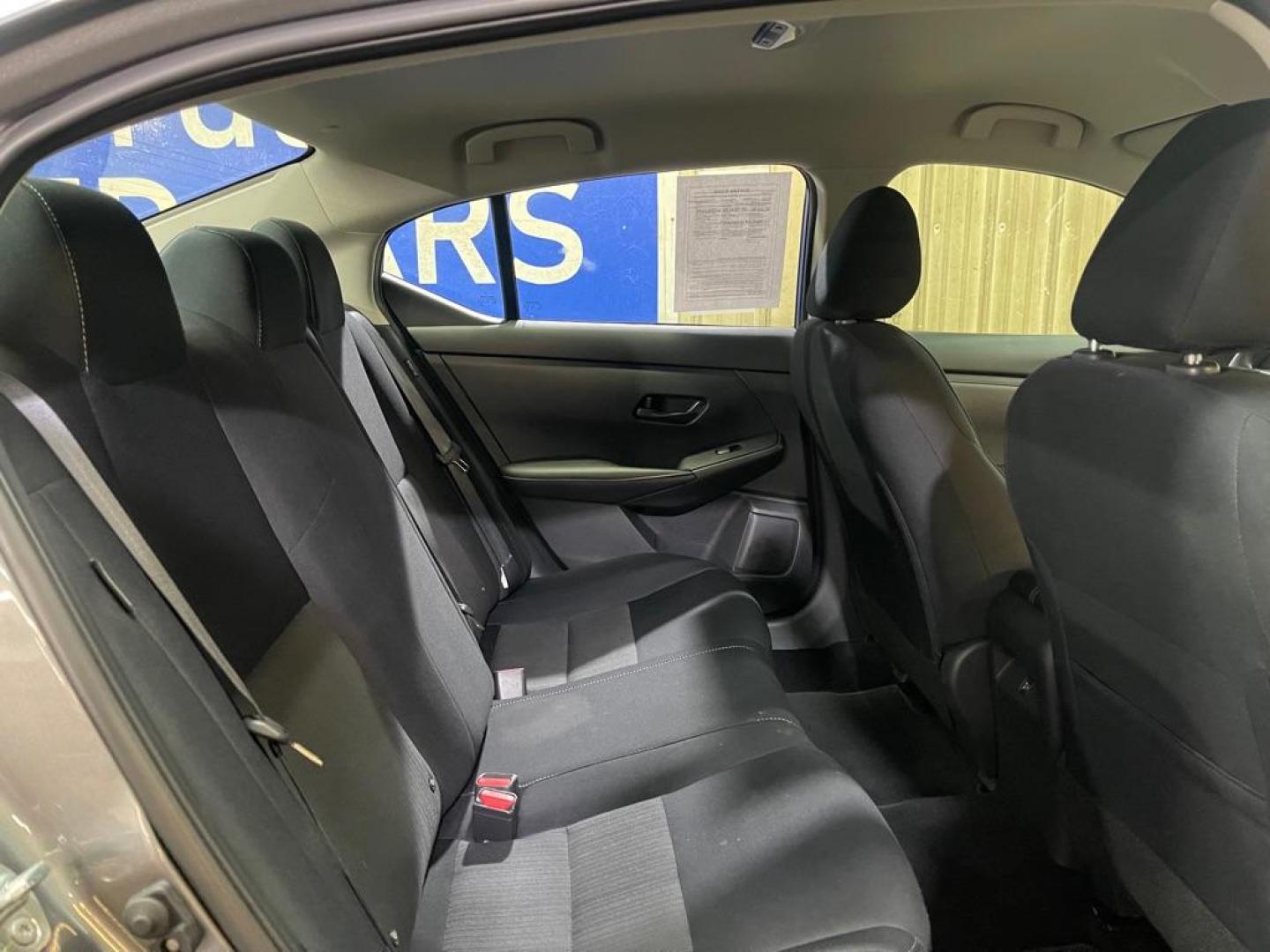 2024 GRAY NISSAN SENTRA SV (3N1AB8CV9RY) with an 2.0L engine, Continuously Variable transmission, located at 2525 S. Cushman, Fairbanks, AK, 99701, (907) 452-5707, 64.824036, -147.712311 - Photo#4