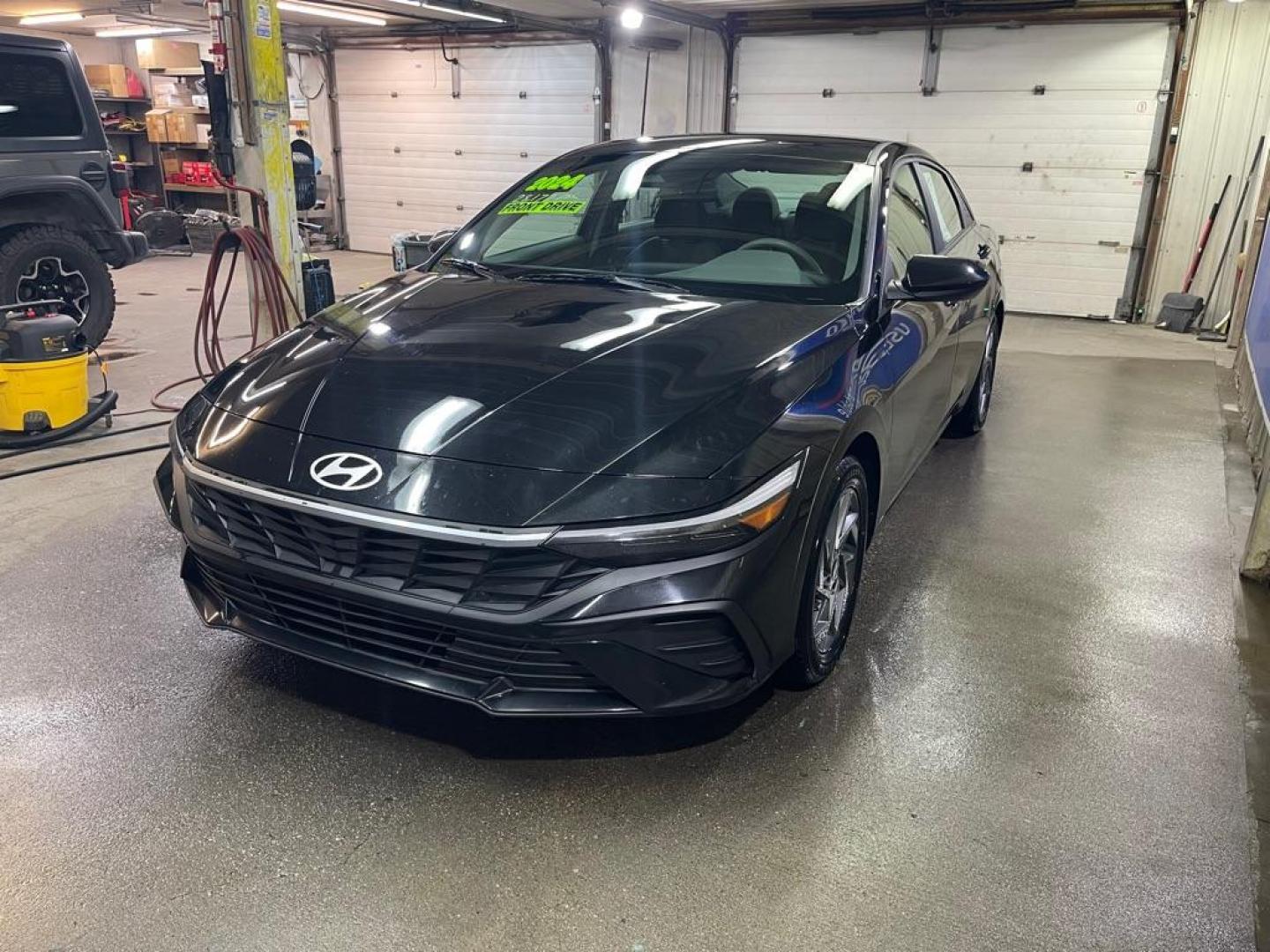 2024 BLACK HYUNDAI ELANTRA SEL (KMHLM4DG2RU) with an 2.0L engine, Continuously Variable transmission, located at 2525 S. Cushman, Fairbanks, AK, 99701, (907) 452-5707, 64.824036, -147.712311 - Photo#1