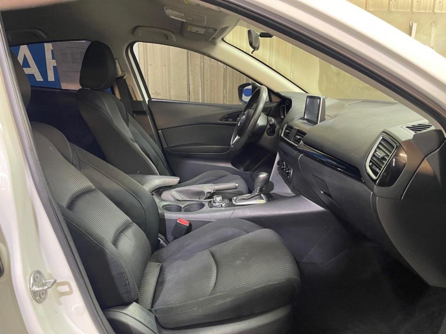 2016 WHITE MAZDA 3 SPORT (JM1BM1U78G1) with an 2.0L engine, Automatic transmission, located at 2525 S. Cushman, Fairbanks, AK, 99701, (907) 452-5707, 64.824036, -147.712311 - Photo#3