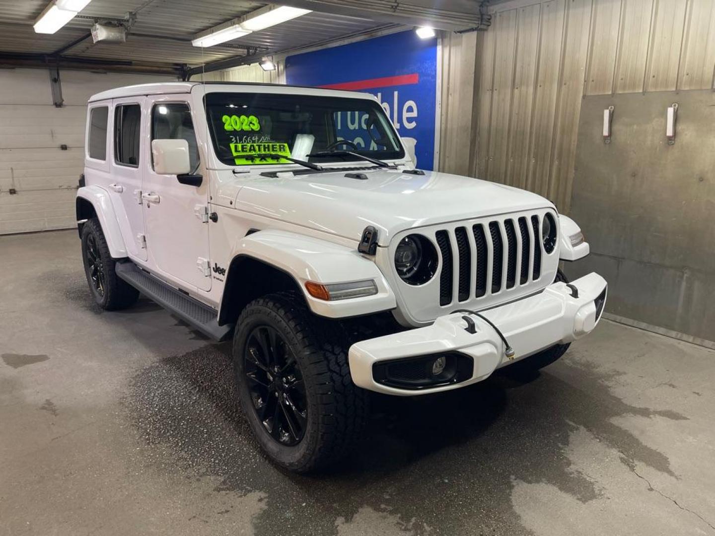 2023 WHITE JEEP WRANGLER SAHARA (1C4HJXEN2PW) with an 2.0L engine, Automatic transmission, located at 2525 S. Cushman, Fairbanks, AK, 99701, (907) 452-5707, 64.824036, -147.712311 - Photo#0