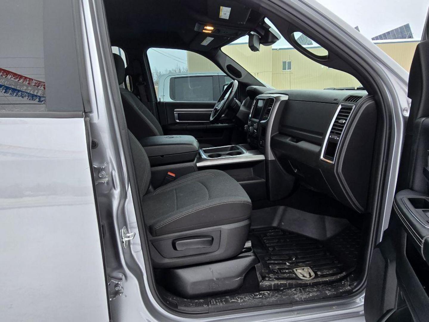 2021 GRAY RAM 1500 CLASSIC SLT (1C6RR7LTXMS) with an 5.7L engine, Automatic transmission, located at 2525 S. Cushman, Fairbanks, AK, 99701, (907) 452-5707, 64.824036, -147.712311 - Photo#3